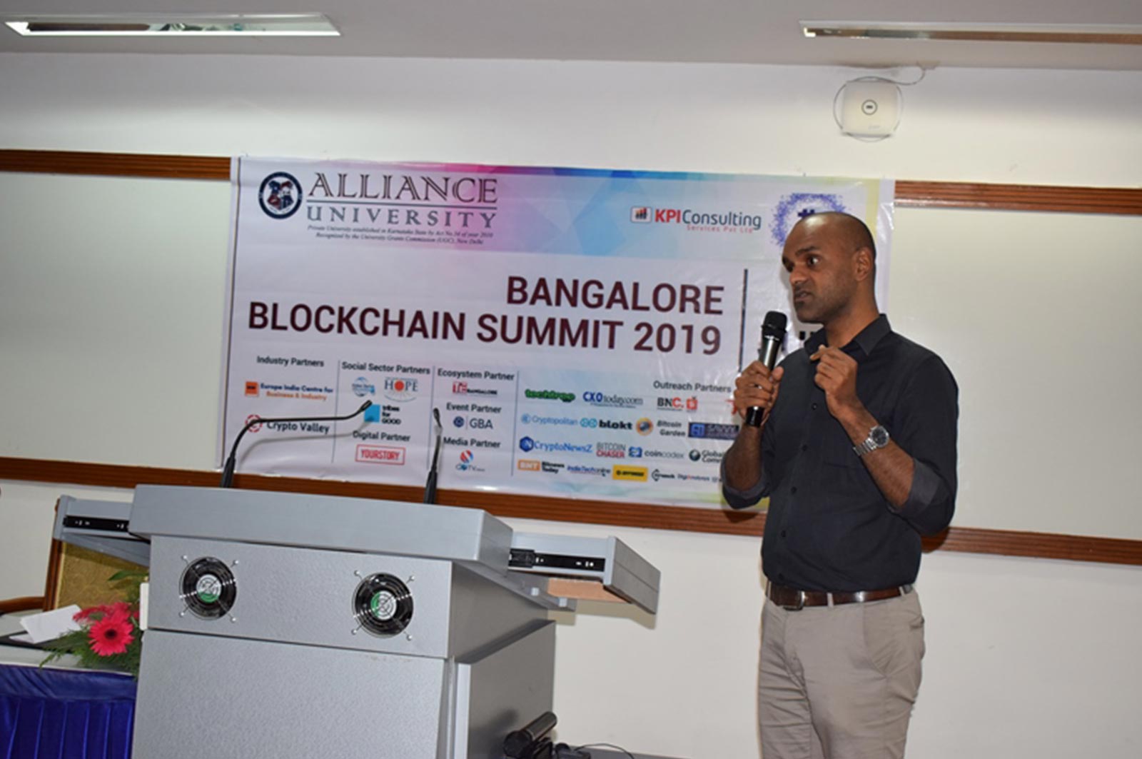 Block Chain Summit 2019 - 10